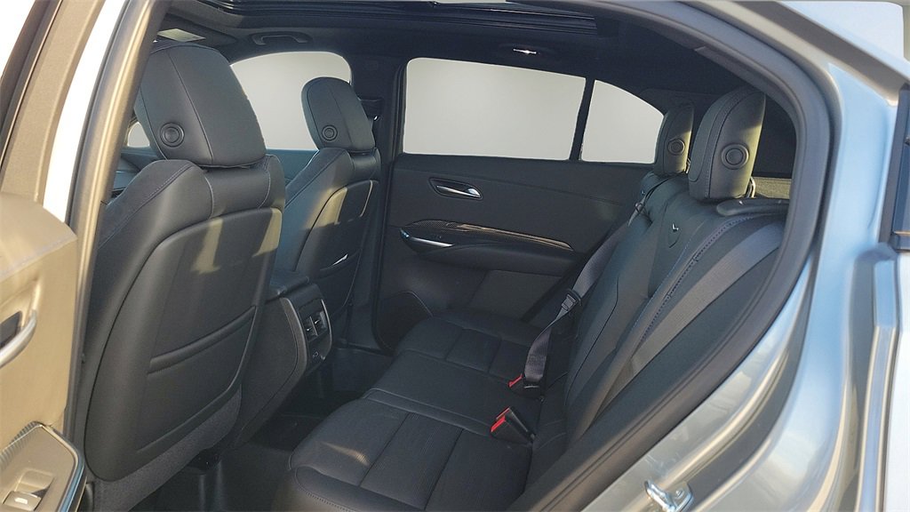 2025 Cadillac XT4 Sport photo 14