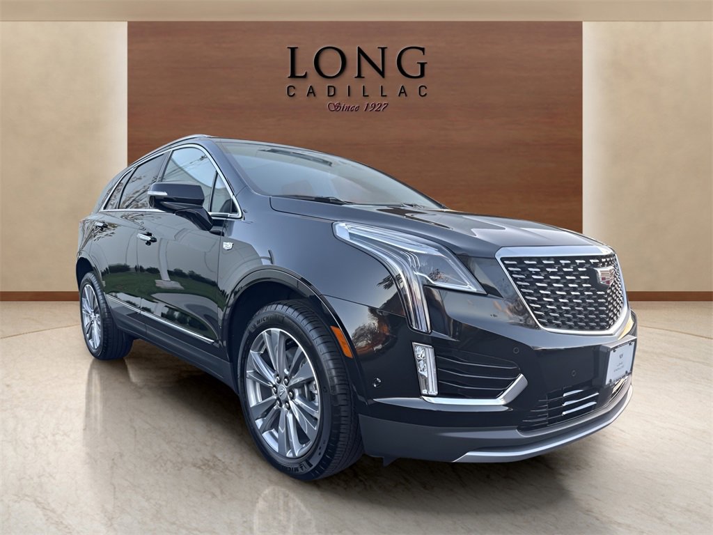 2025 Cadillac XT5 Premium Luxury photo 3
