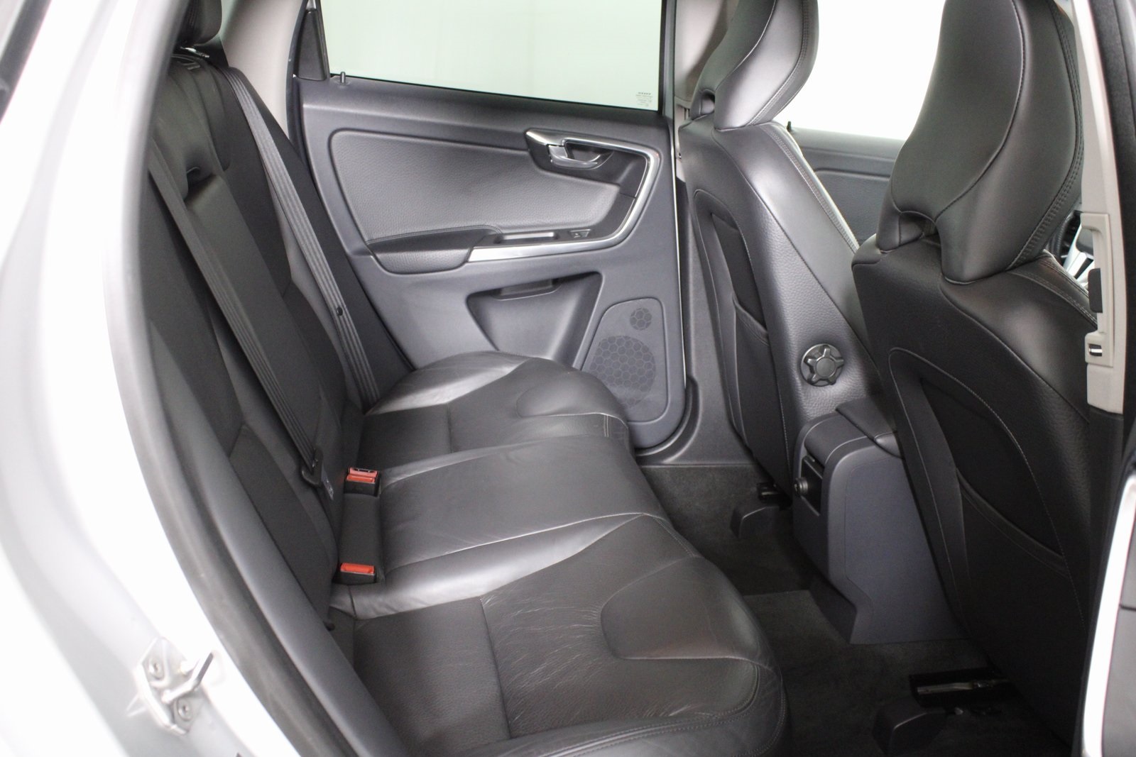 2014 Volvo XC60 T6 photo 13
