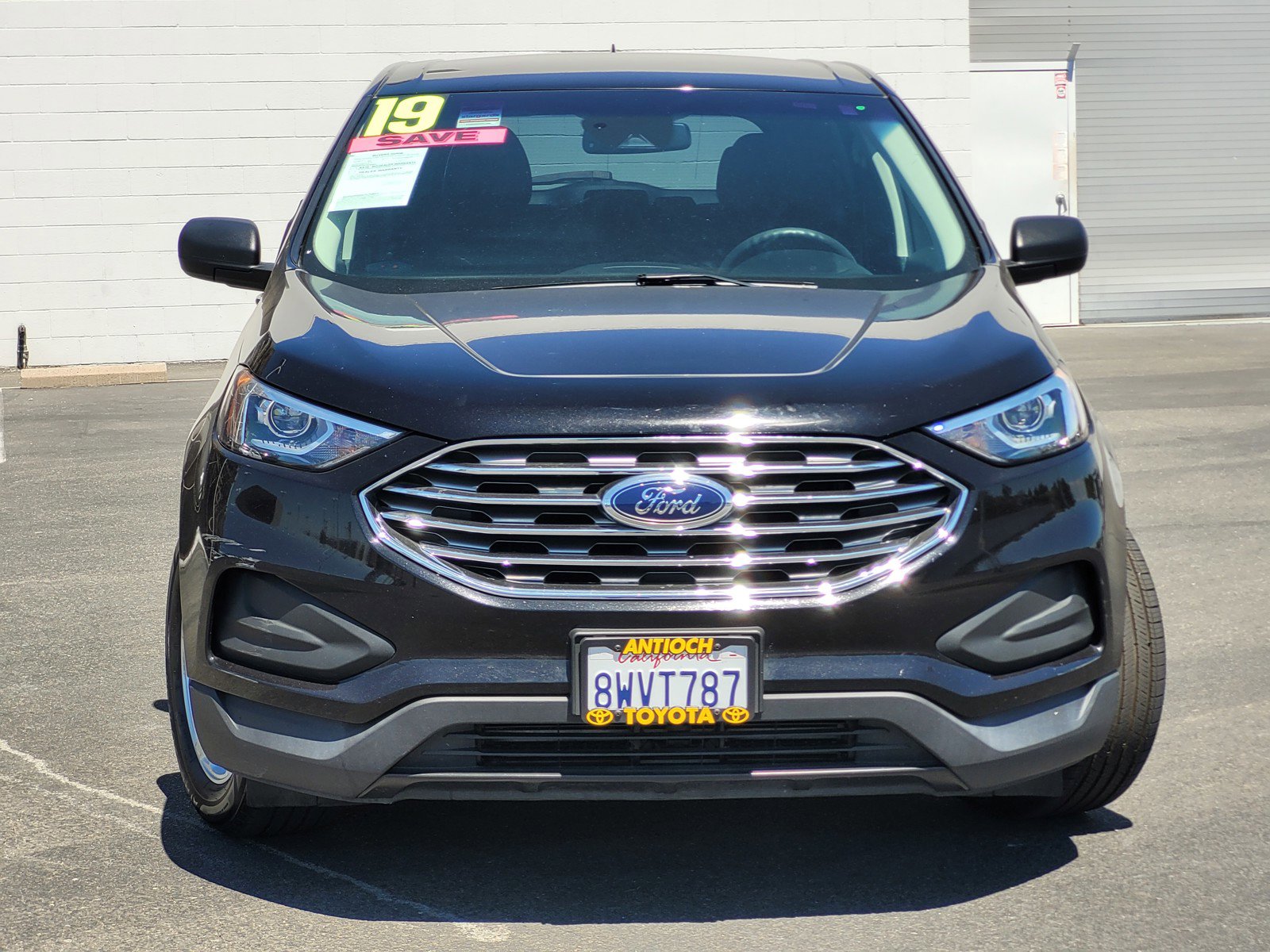 2019 Ford Edge SE photo 2