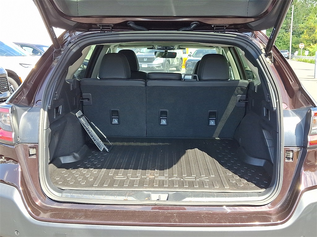 2023 Subaru Outback Limited photo 25