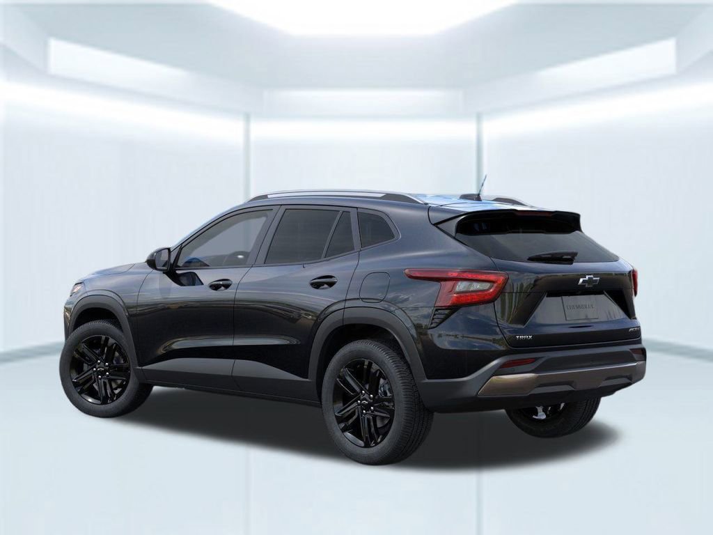 2025 Chevrolet Trax ACTIV photo 2