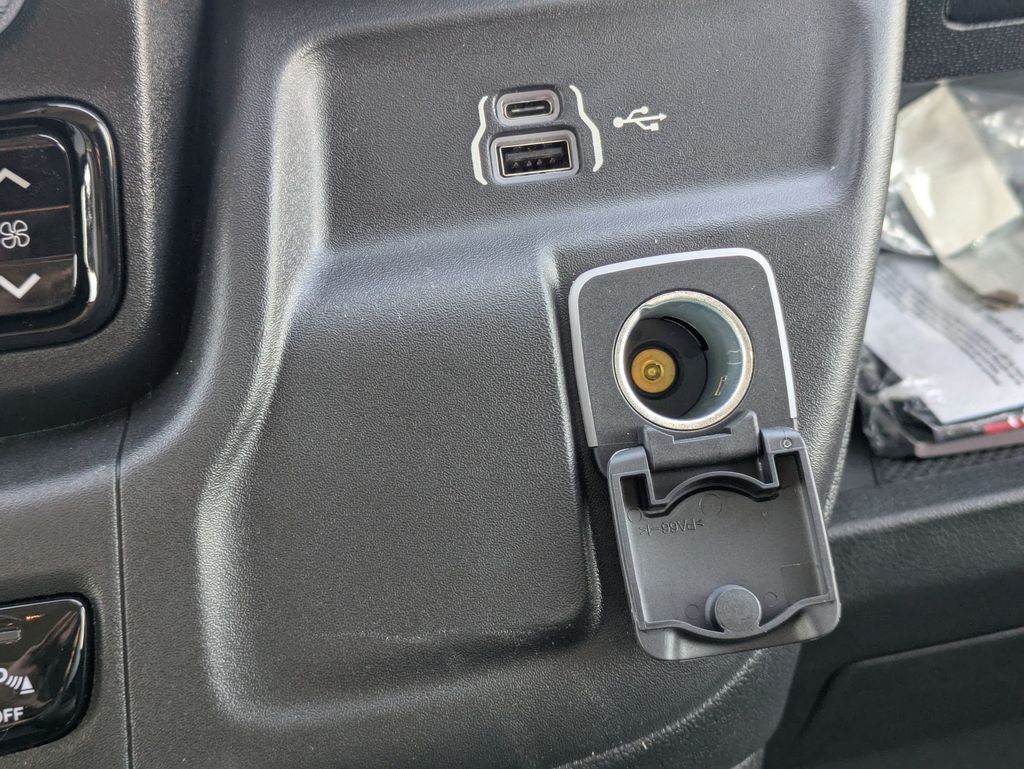 2025 Ram ProMaster 2500 photo 18