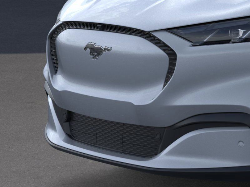 2025 FORD MUSTANG MACH-E - Image 18