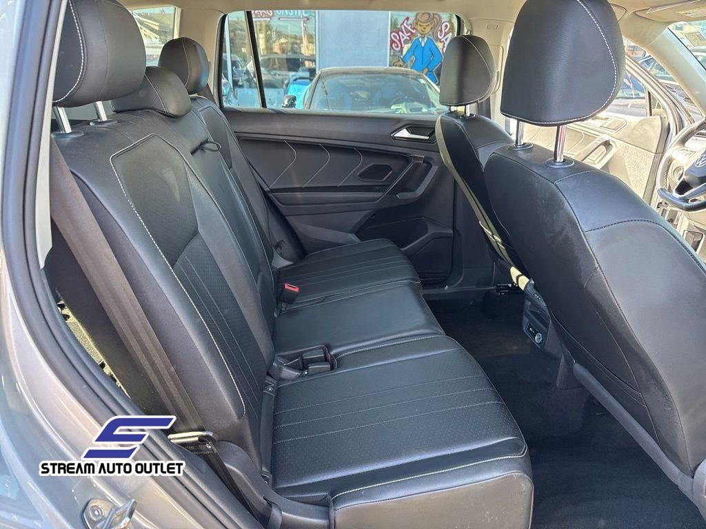 2023 Volkswagen Tiguan SE photo 24