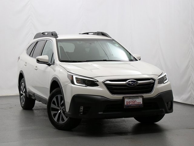 2022 Subaru Outback Premium's photo