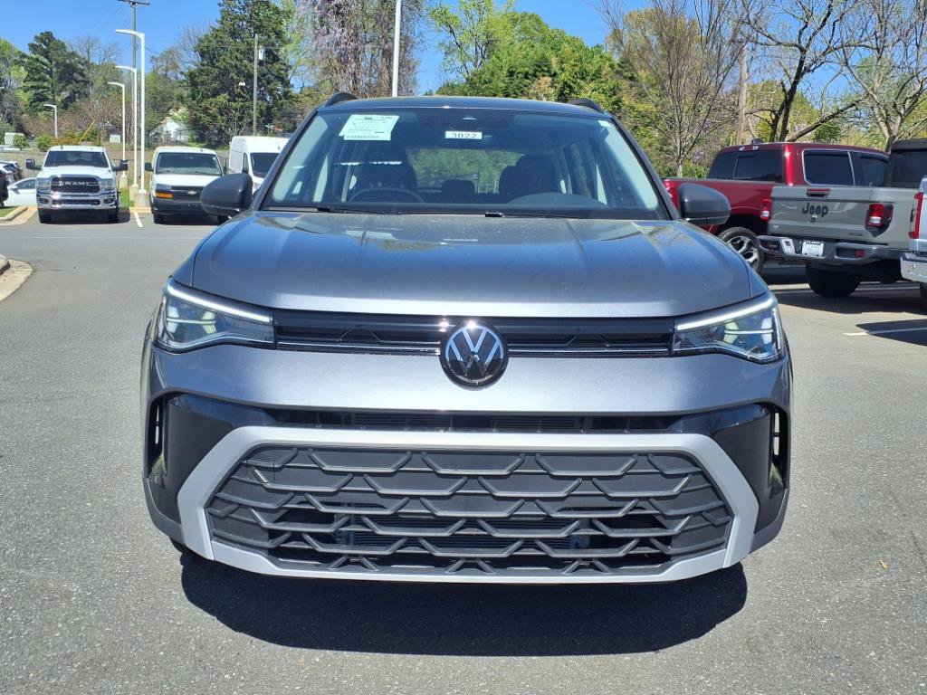2025 Volkswagen Taos S photo 2