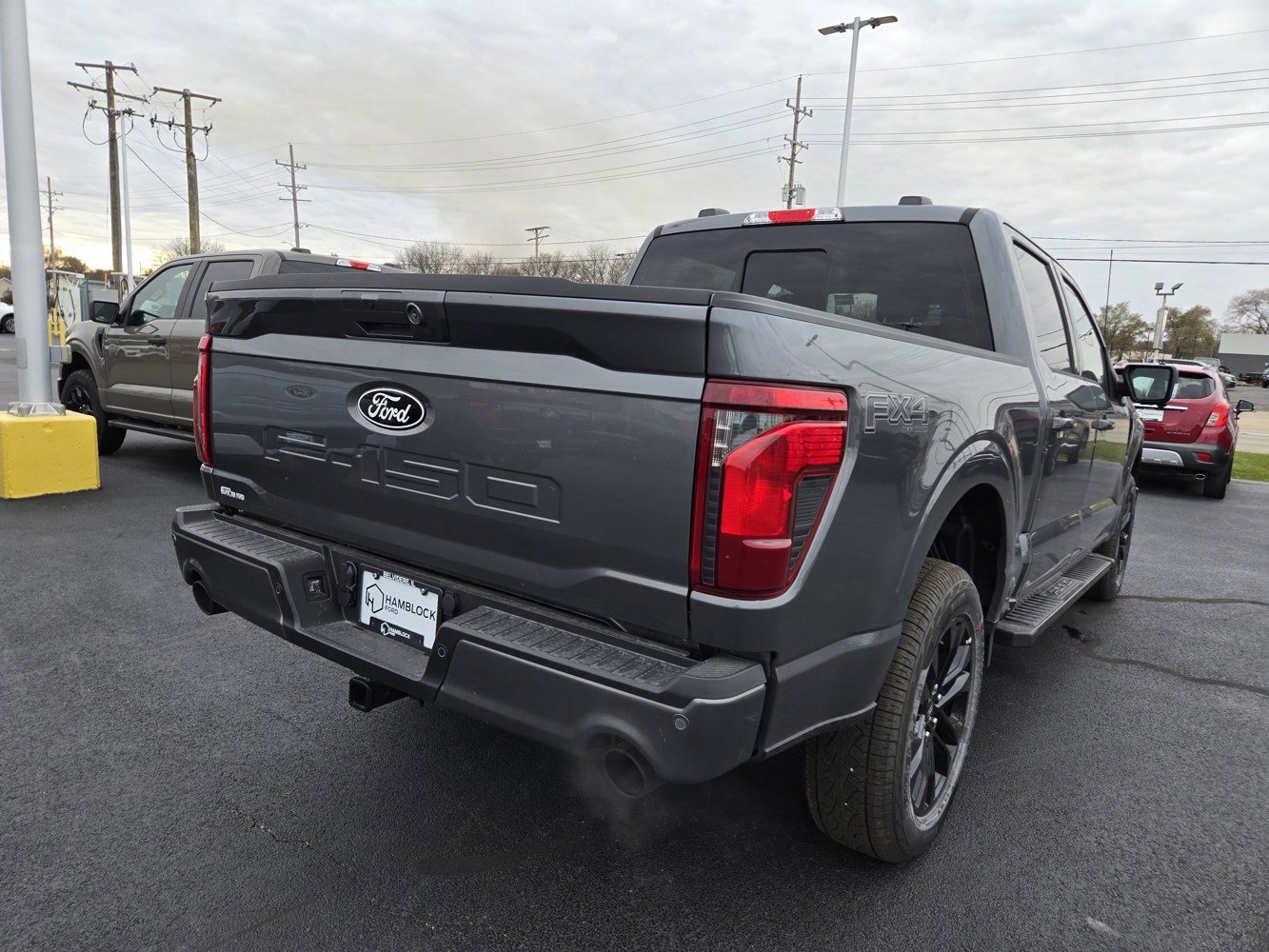 2025 Ford F-150 XLT photo 4