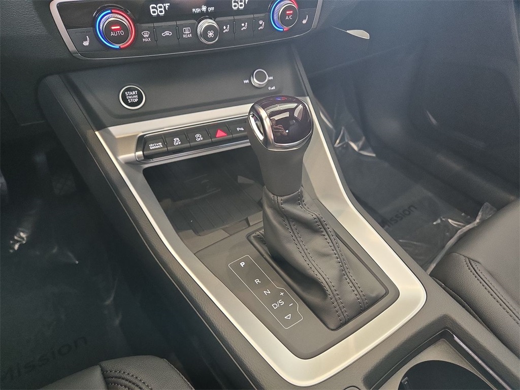 2025 Audi Q3 Premium S line photo 11