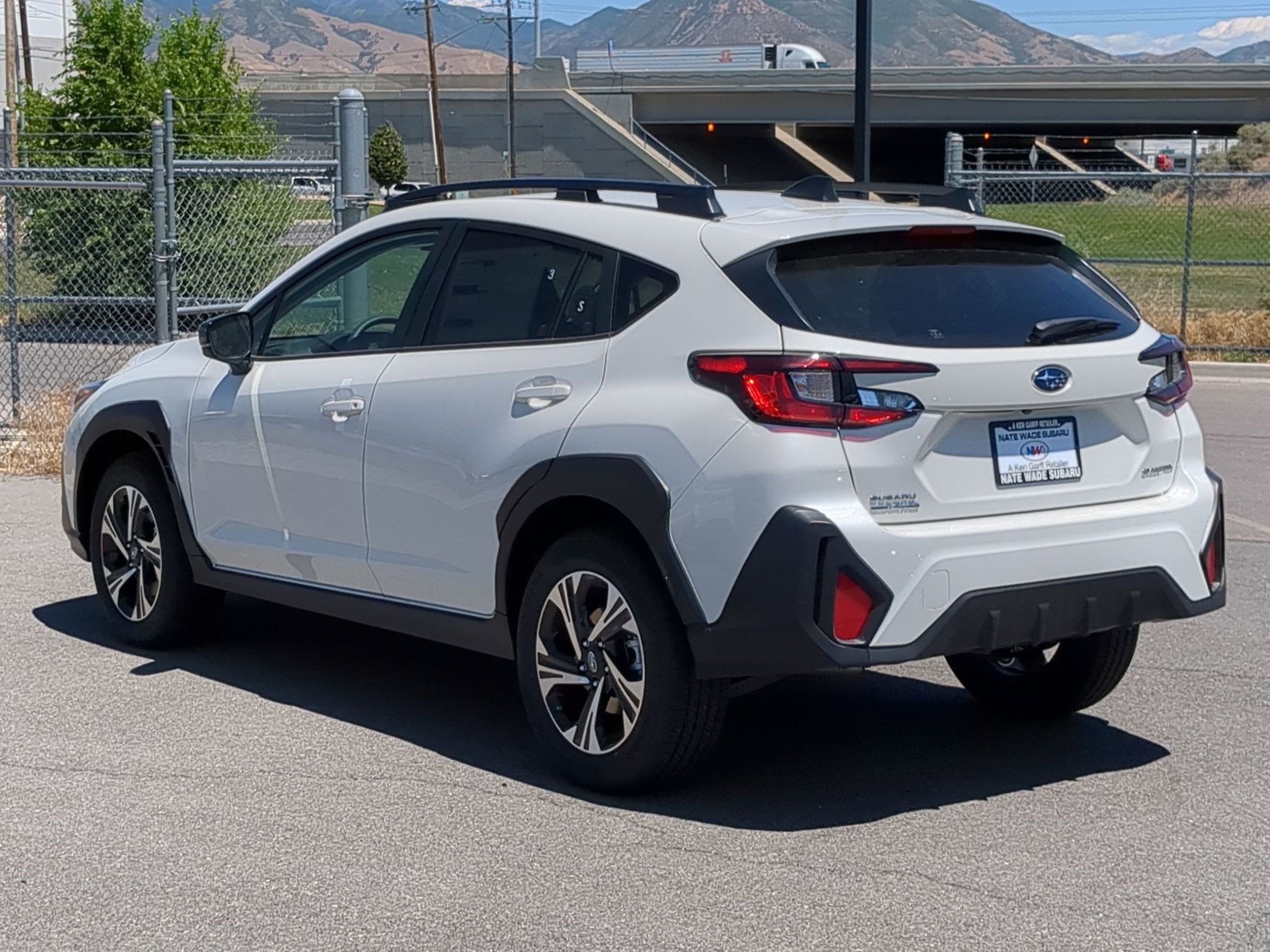 2025 Subaru Crosstrek Premium photo 5