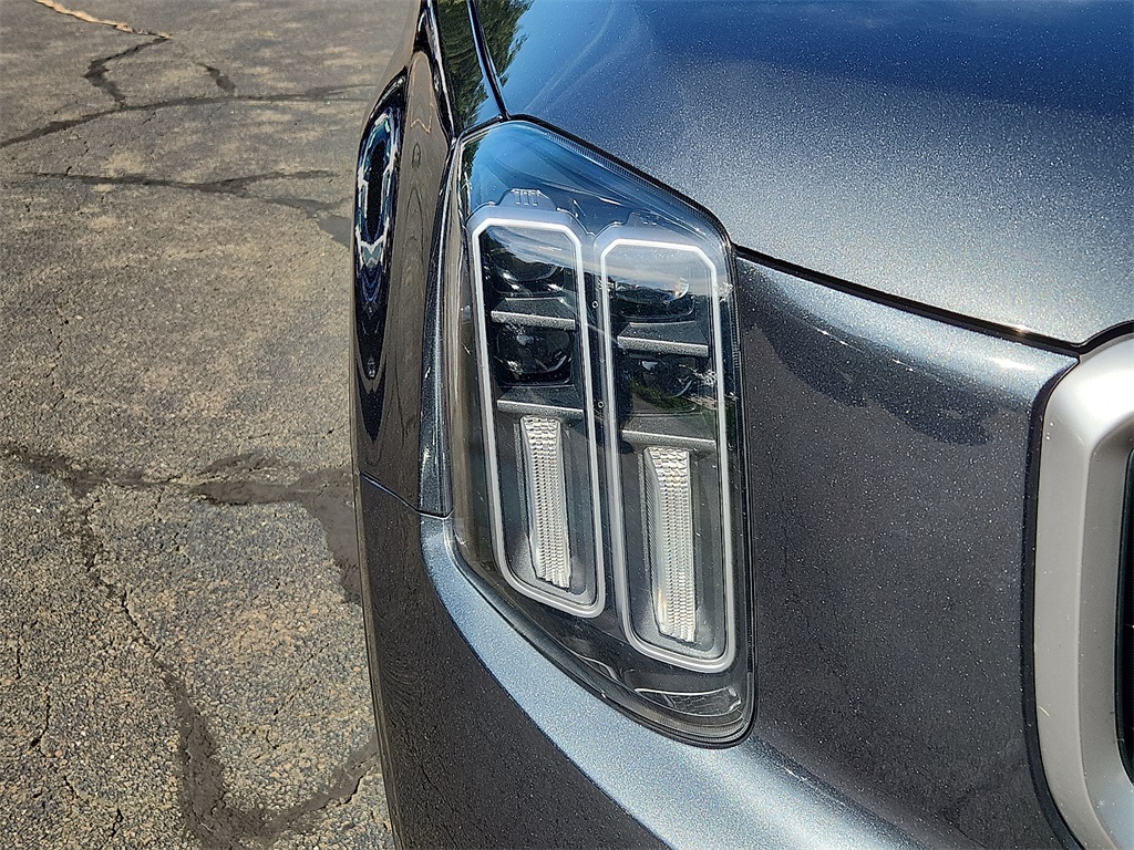 2024 Kia Telluride EX photo 9