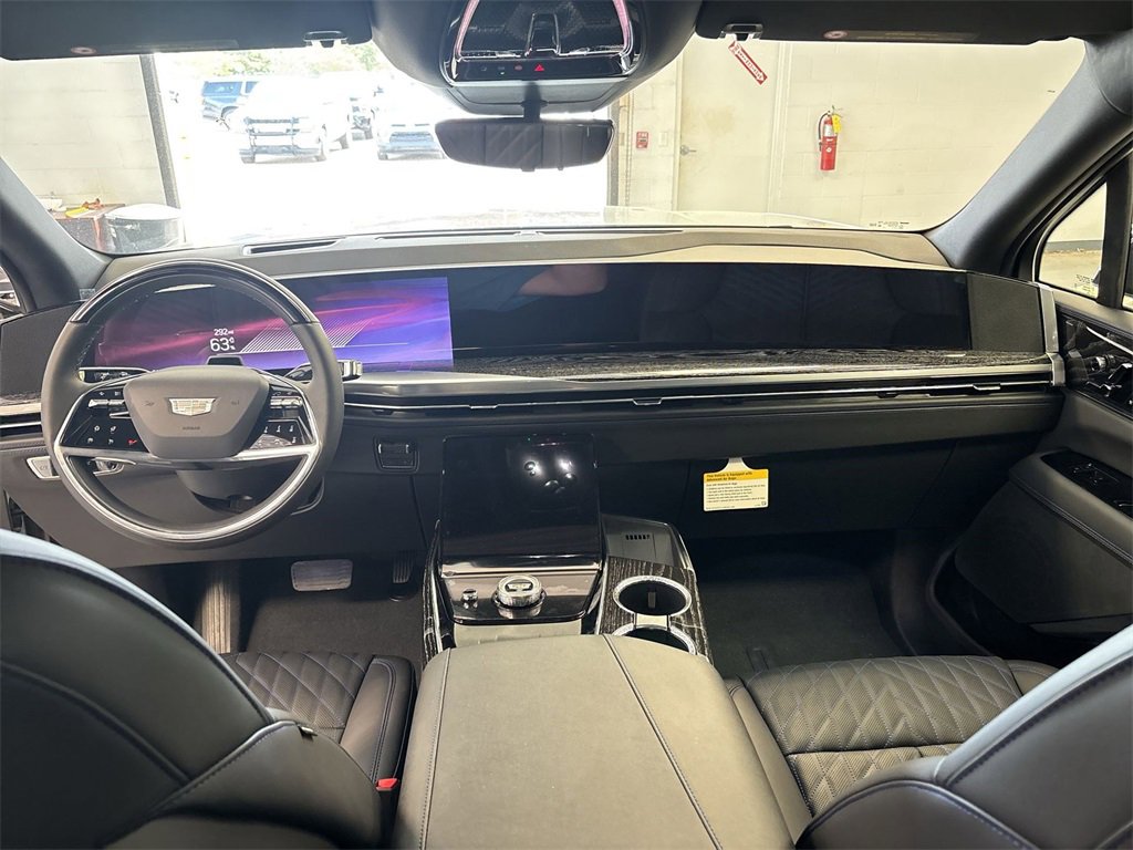 2025 Cadillac Escalade IQ Luxury photo 21