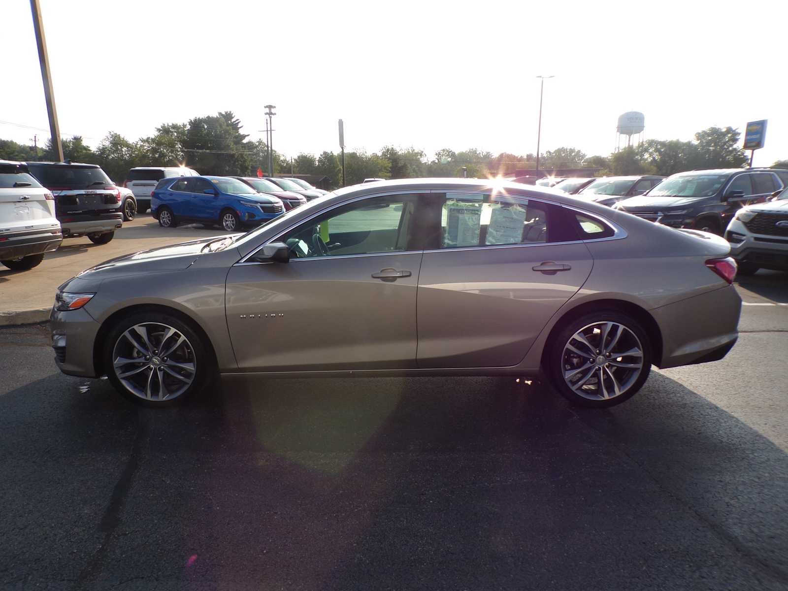 2024 Chevrolet Malibu Premier 2LT photo 6