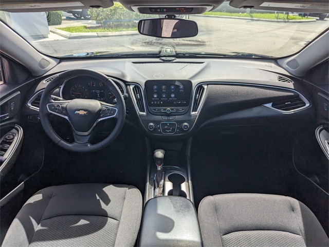 2022 Chevrolet Malibu RS photo 9