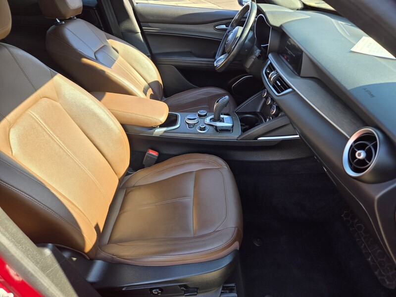 2022 Alfa Romeo Stelvio Ti photo 15