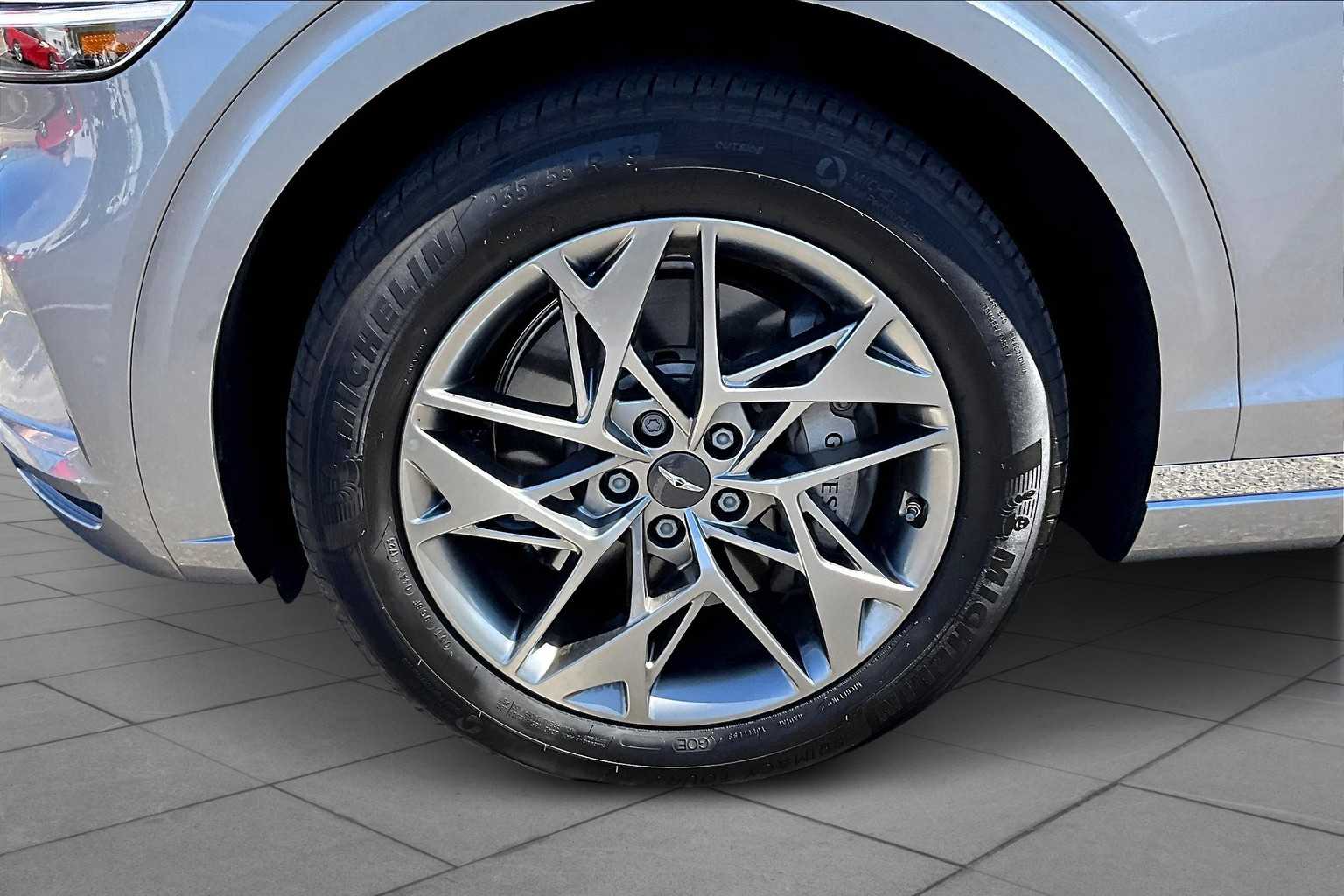 2024 Genesis GV70 2.5T photo 9