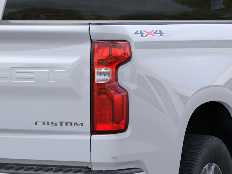 2025 Chevrolet Silverado 1500 Custom photo 10