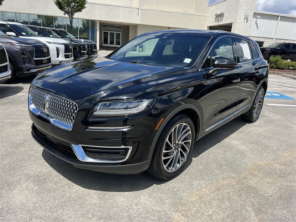 2019 Lincoln Nautilus Reserve photo 3