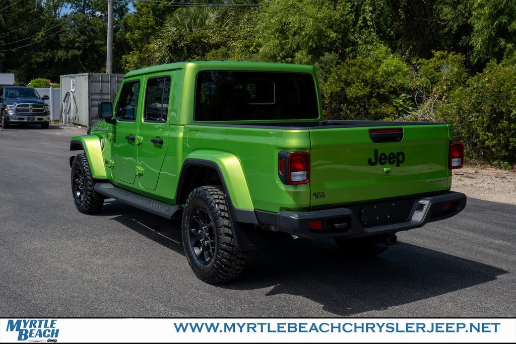 2025 Jeep Gladiator Sport photo 3