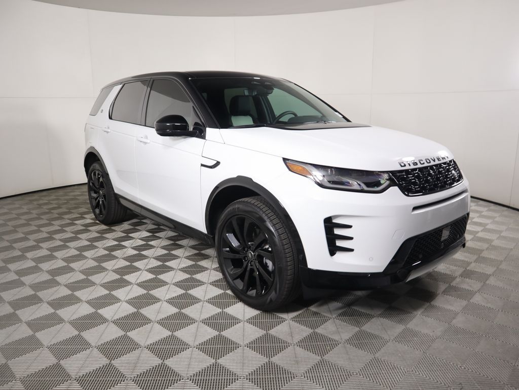 2025 Land Rover Discovery Sport SE photo 2