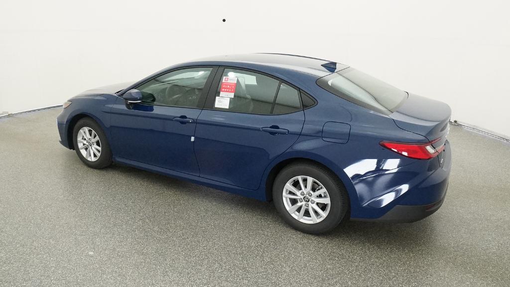 2026 Toyota Camry LE photo 9
