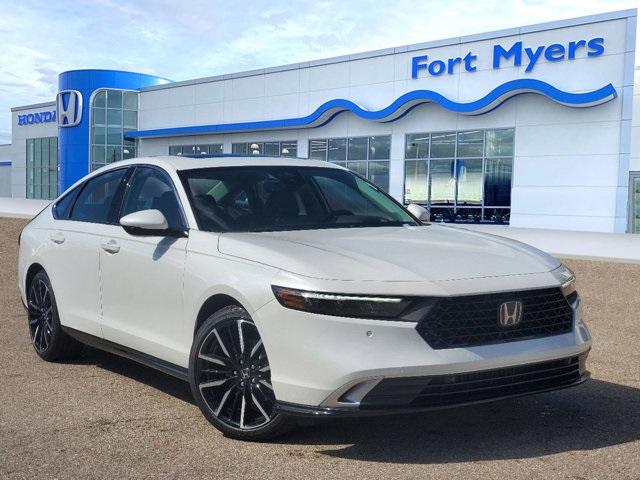 2025 Honda Accord Hybrid Touring's photo