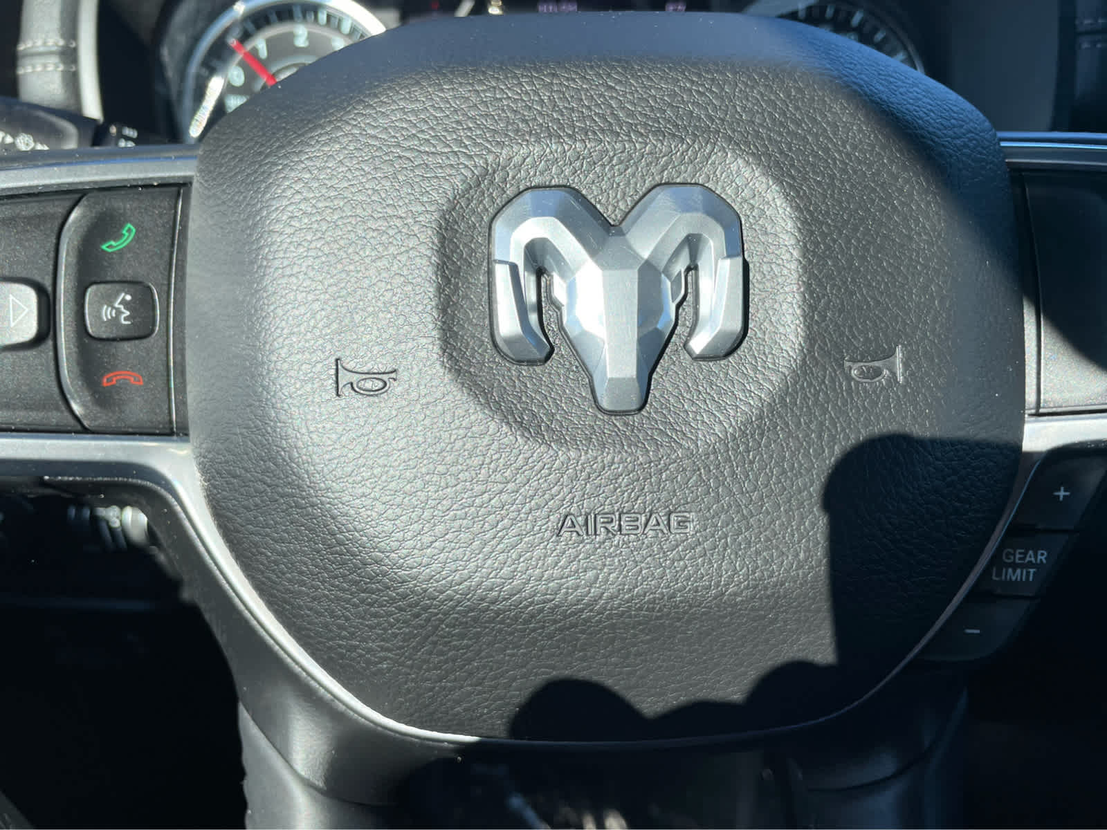 2021 Ram 1500 Laramie photo 17