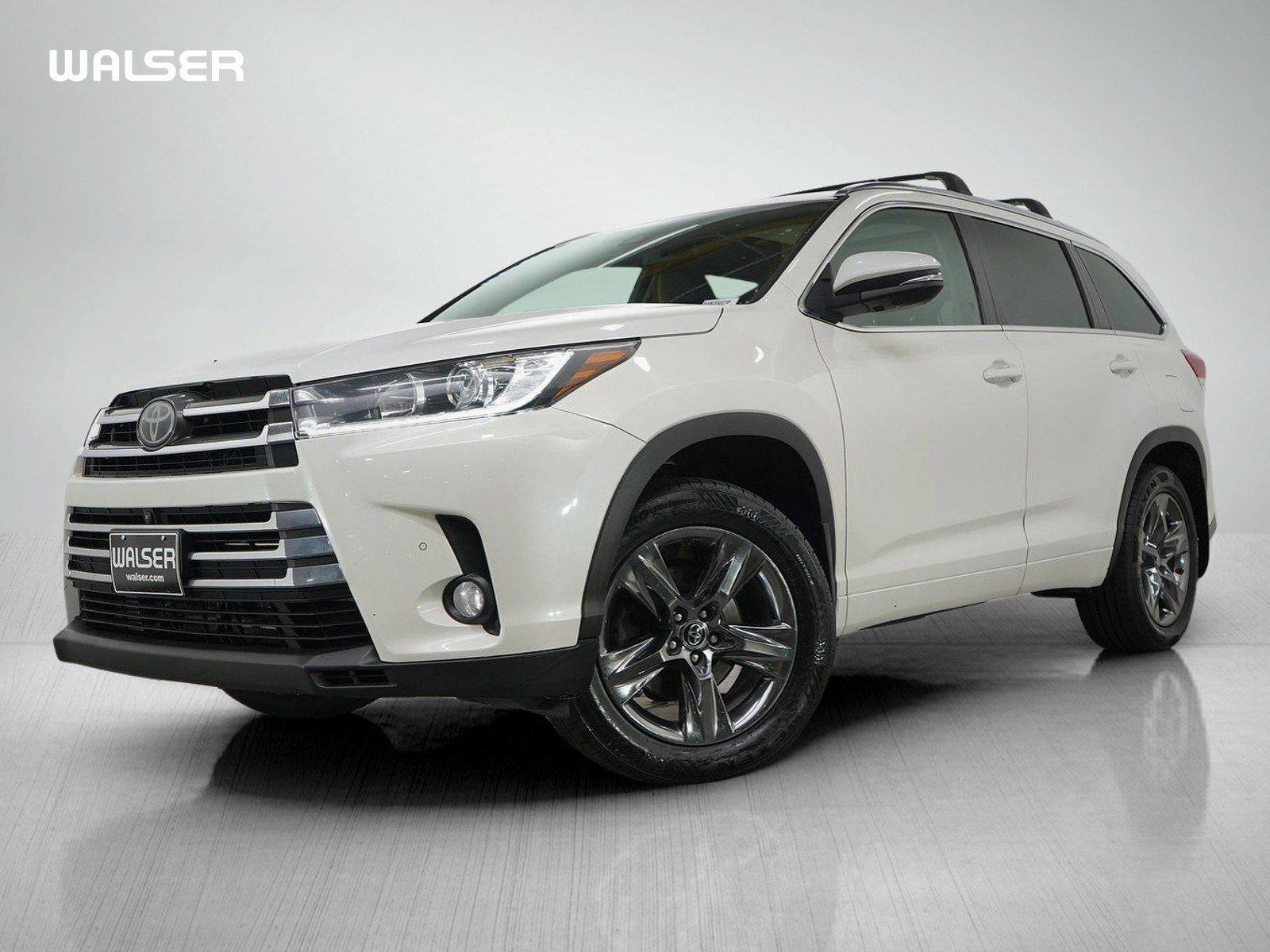 2017 Toyota Highlander Limited's photo