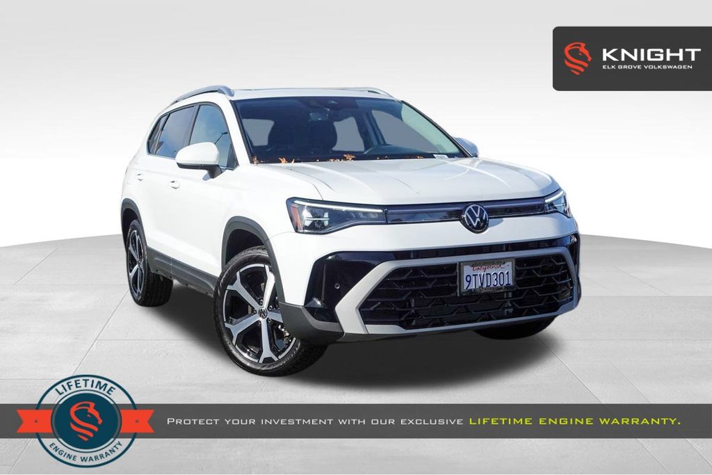 2025 Volkswagen Taos SEL's photo