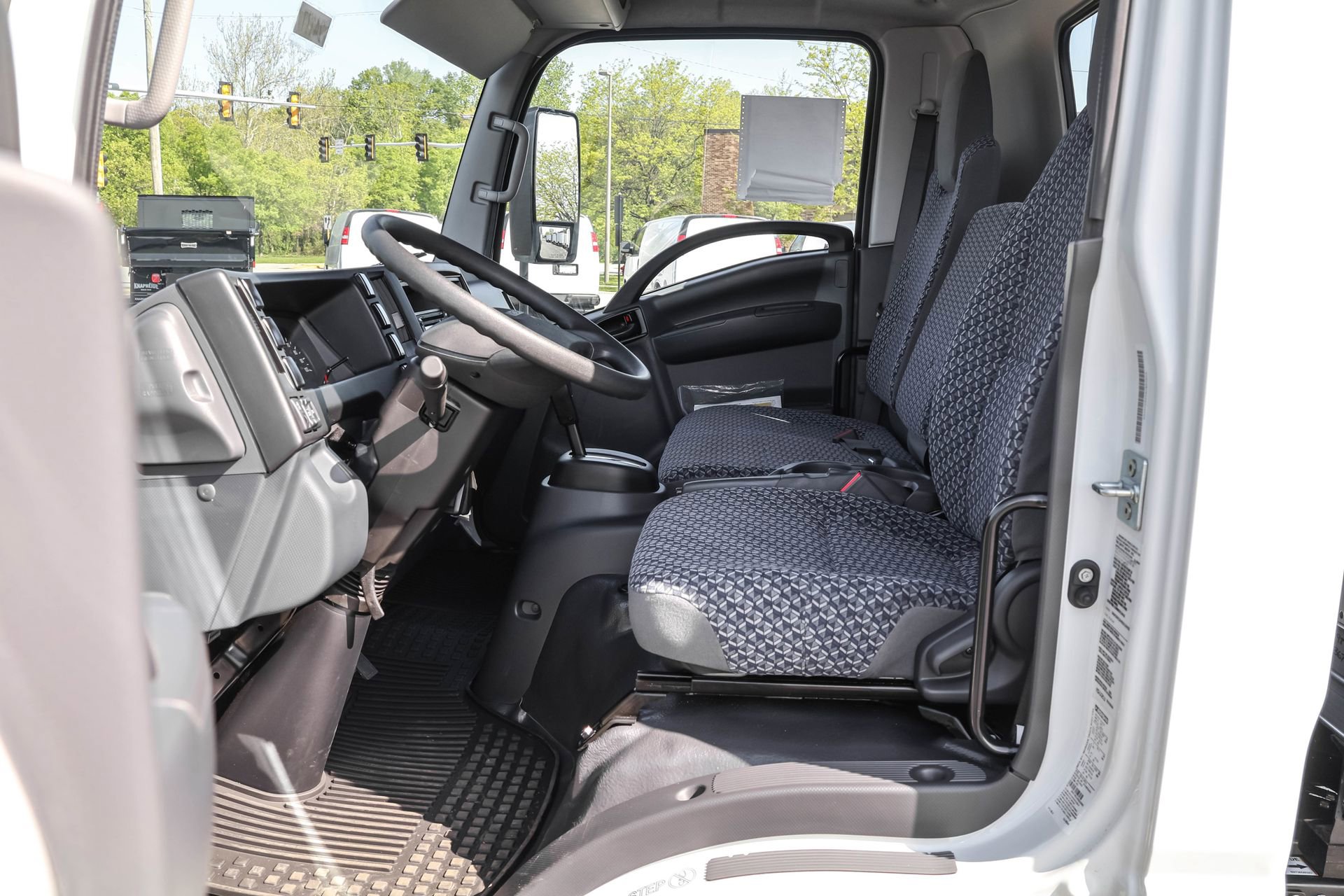 2025 Chevrolet Silverado 4500HD photo 4
