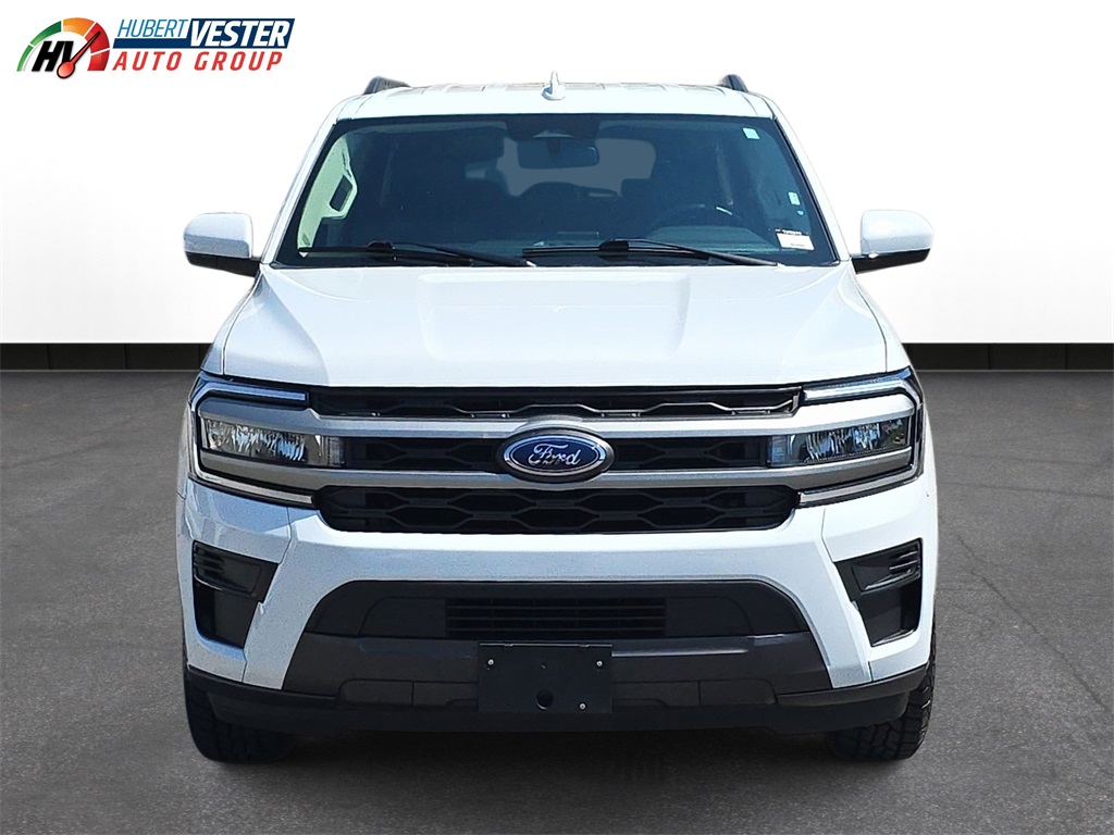 2024 Ford Expedition MAX XLT photo 3