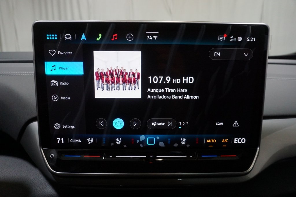2025 Volkswagen ID.4 Pro S photo 16