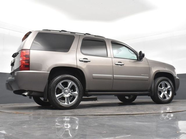 2014 Chevrolet Tahoe LTZ photo 16