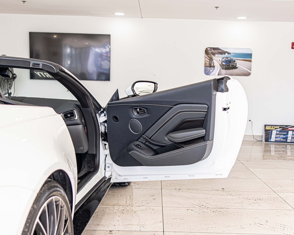 2023 ASTON MARTIN VANTAGE - Image 29