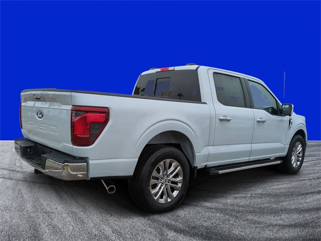 2025 Ford F-150 XLT photo 3