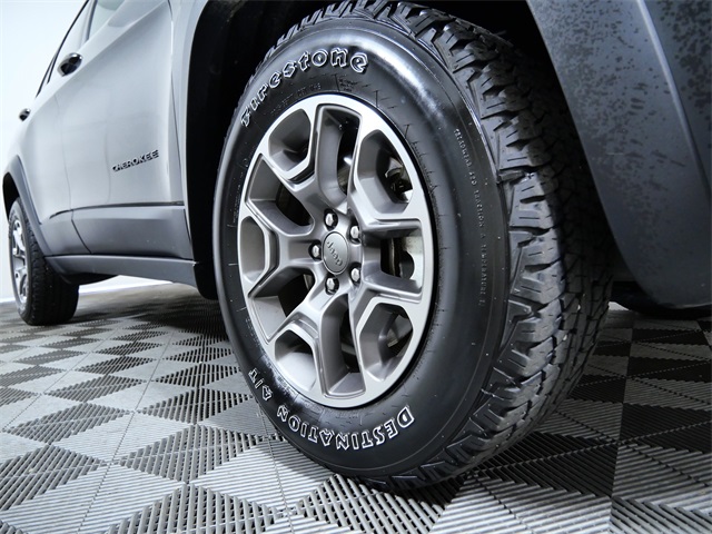 Certified 2021 Jeep Cherokee Trailhawk with VIN 1C4PJMBX8MD142947 for sale in Apple Valley, Minnesota