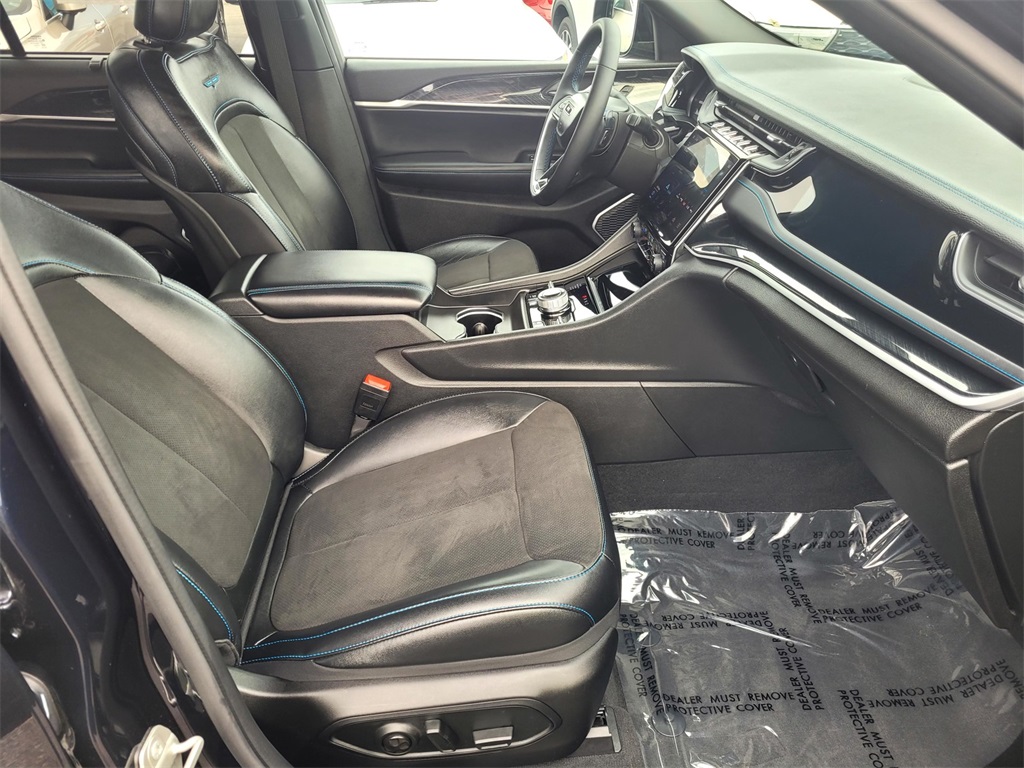 2024 Jeep Grand Cherokee Trailhawk 4xe photo 18
