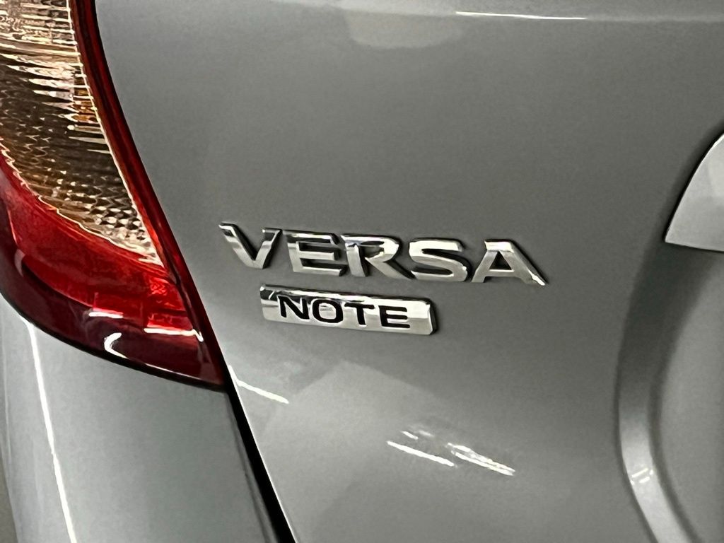 2015 Nissan Versa Note SL photo 30
