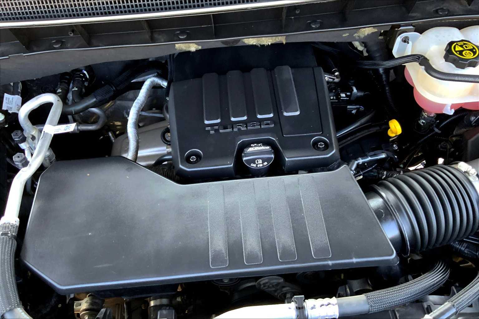 2024 Chevrolet Silverado 1500 LT photo 29