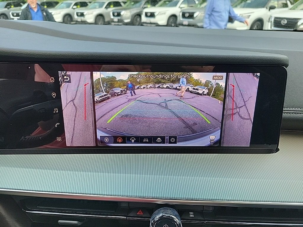 2025 Nissan Murano SL photo 18