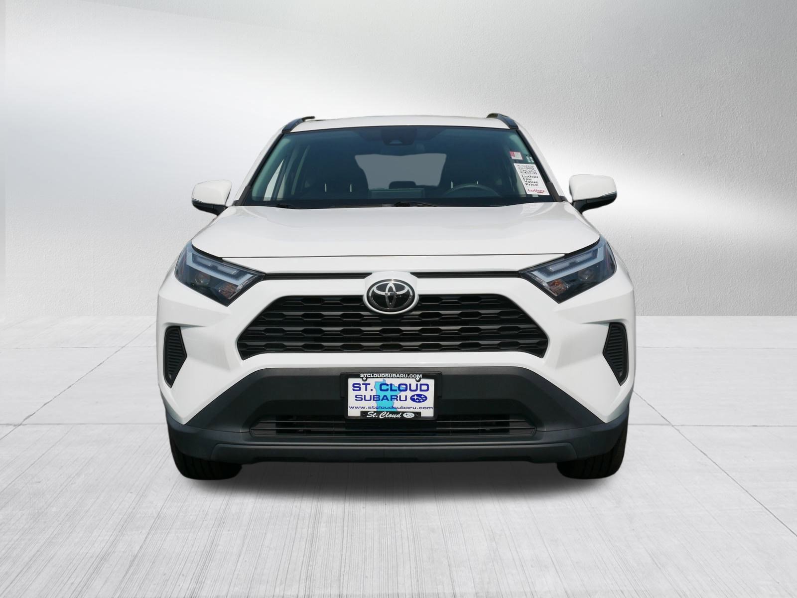 Used 2022 Toyota RAV4 XLE with VIN 2T3W1RFV6NW197452 for sale in Saint Cloud, Minnesota