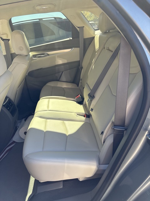 2023 Cadillac XT5 Premium Luxury photo 3