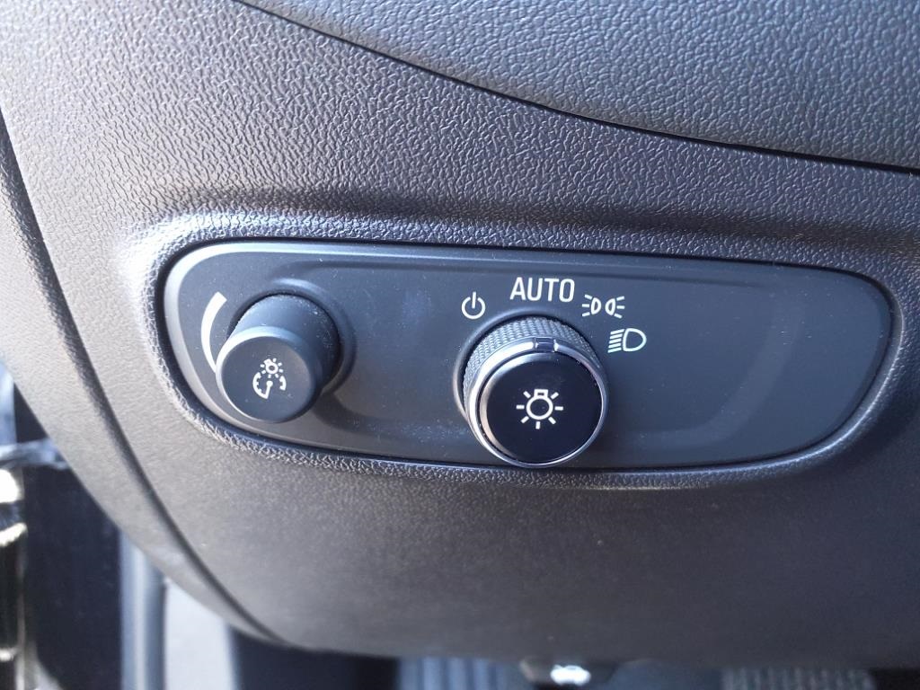 2023 Chevrolet Equinox LT photo 10
