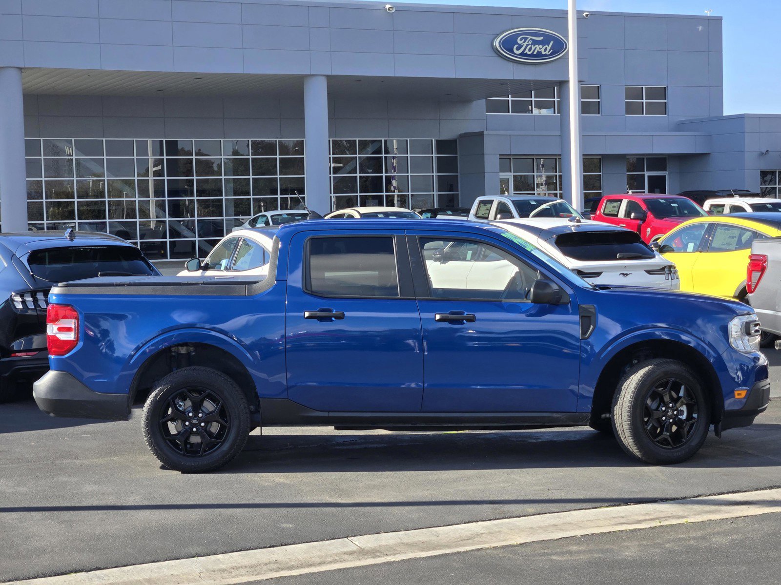 2024 Ford Maverick XL photo 4