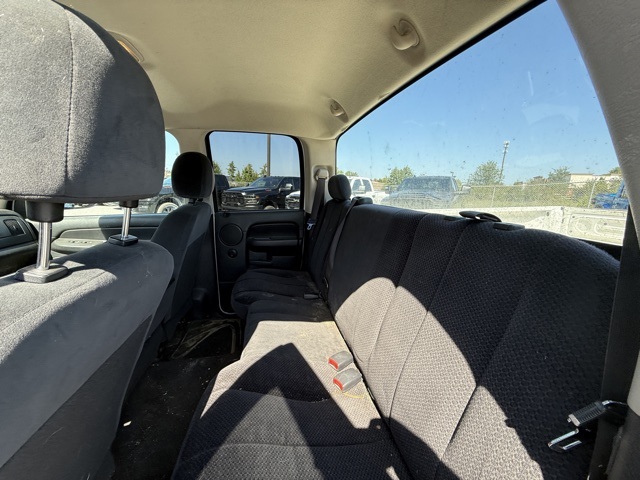 2005 Dodge Ram photo 21
