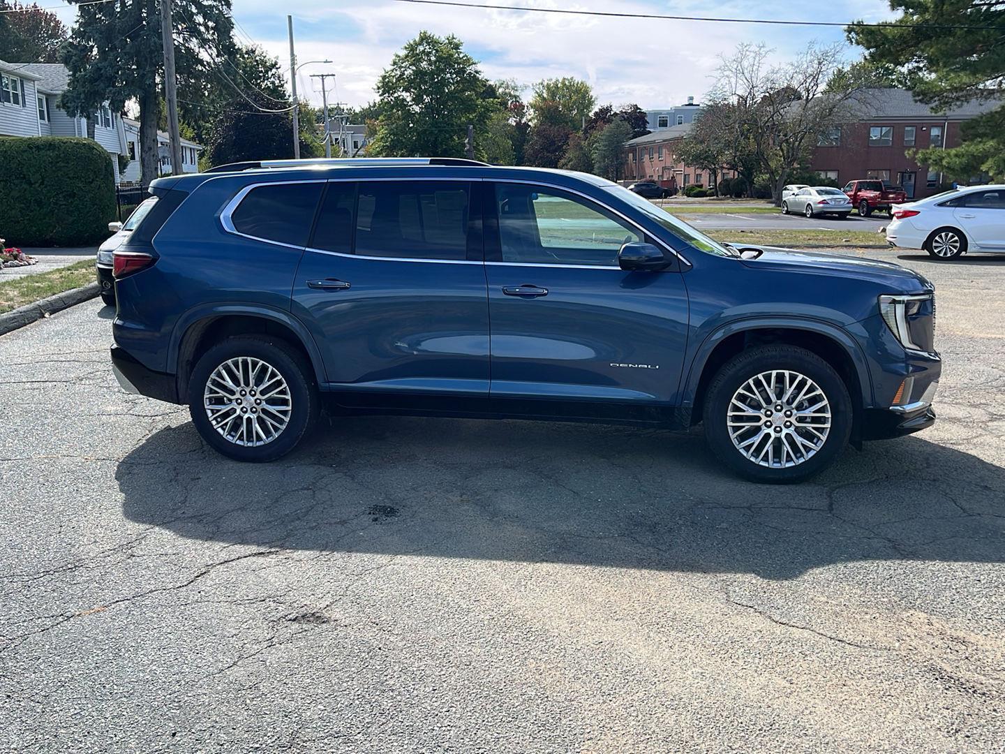 2026 Gmc Acadia Denali photo 4