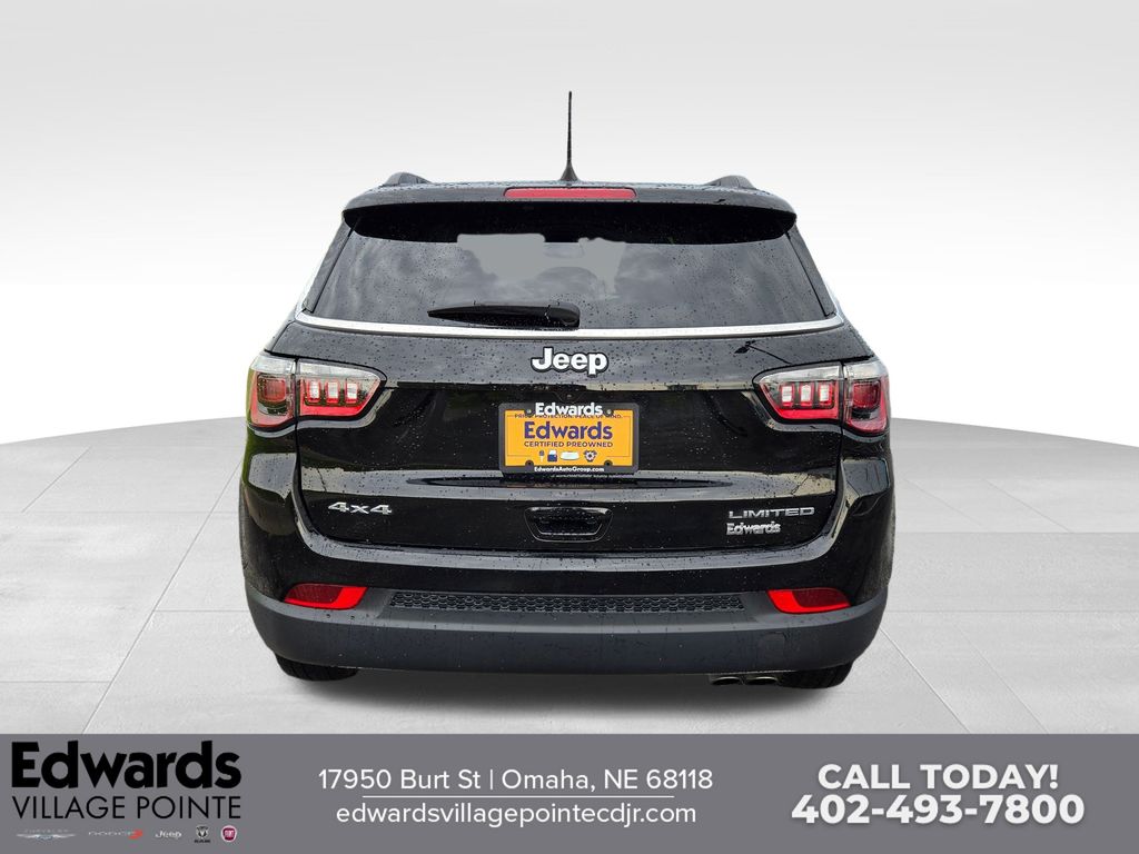2022 Jeep Compass Limited photo 4