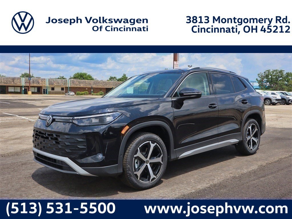 2025 Volkswagen Tiguan SE's photo