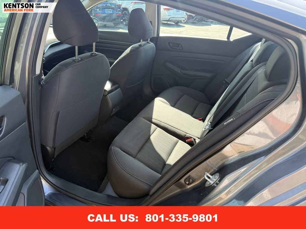 2024 Nissan Altima 2.5 SV photo 31