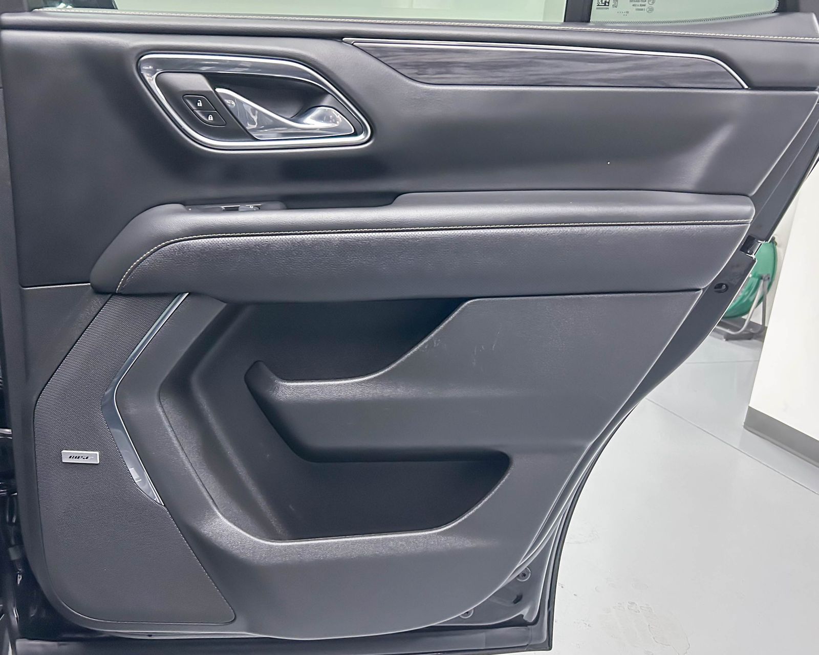 2023 Gmc Yukon SLT photo 13